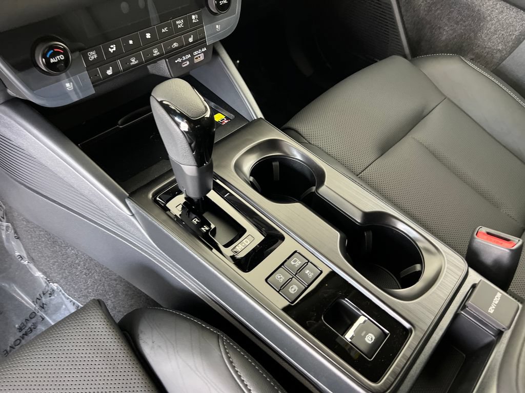 New 2026 Subaru Outback Touring AWD/4WD image 26