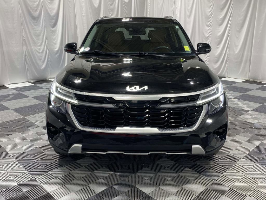Used 2024 Kia Seltos EX image 6