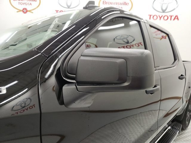 Used 2026 Chevrolet Silverado 1500 Custom RWD image 14