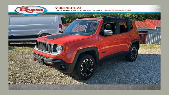 Used 2016 Jeep Renegade Trailhawk w/ Cold Weather Group AWD/4WD image 1