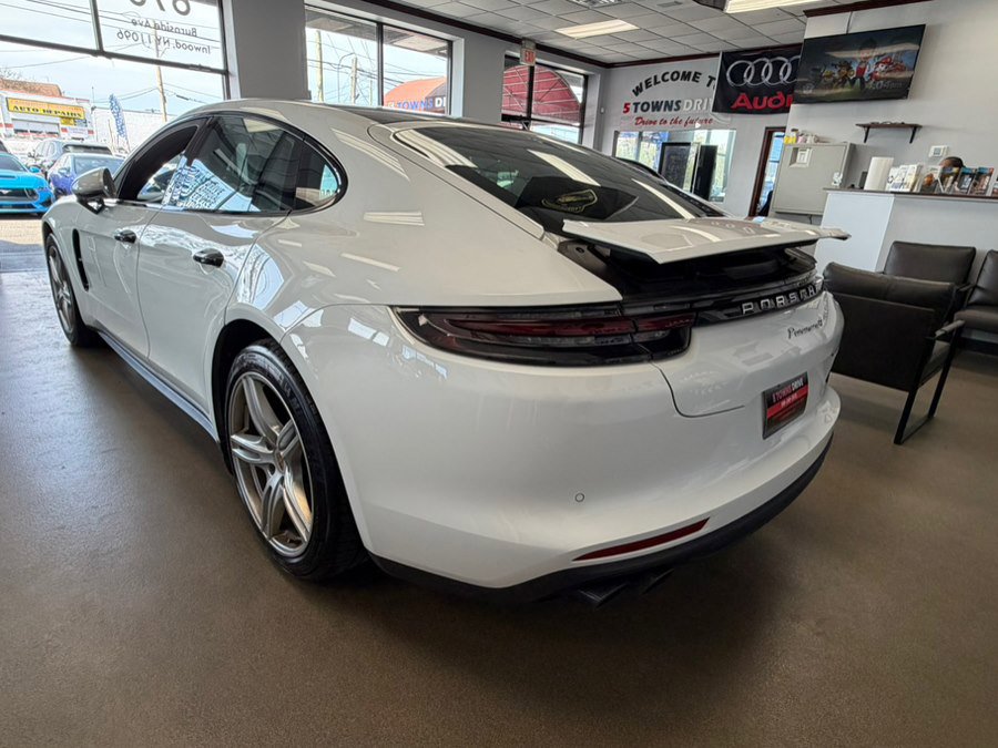 Used 2018 Porsche Panamera 4 AWD/4WD image 11