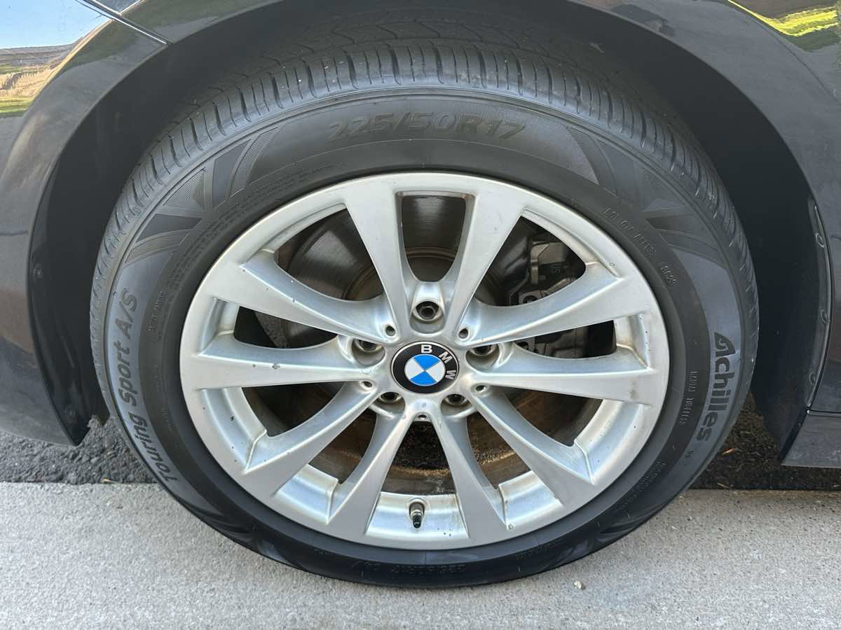 Used 2017 BMW 320i Sedan RWD image 53