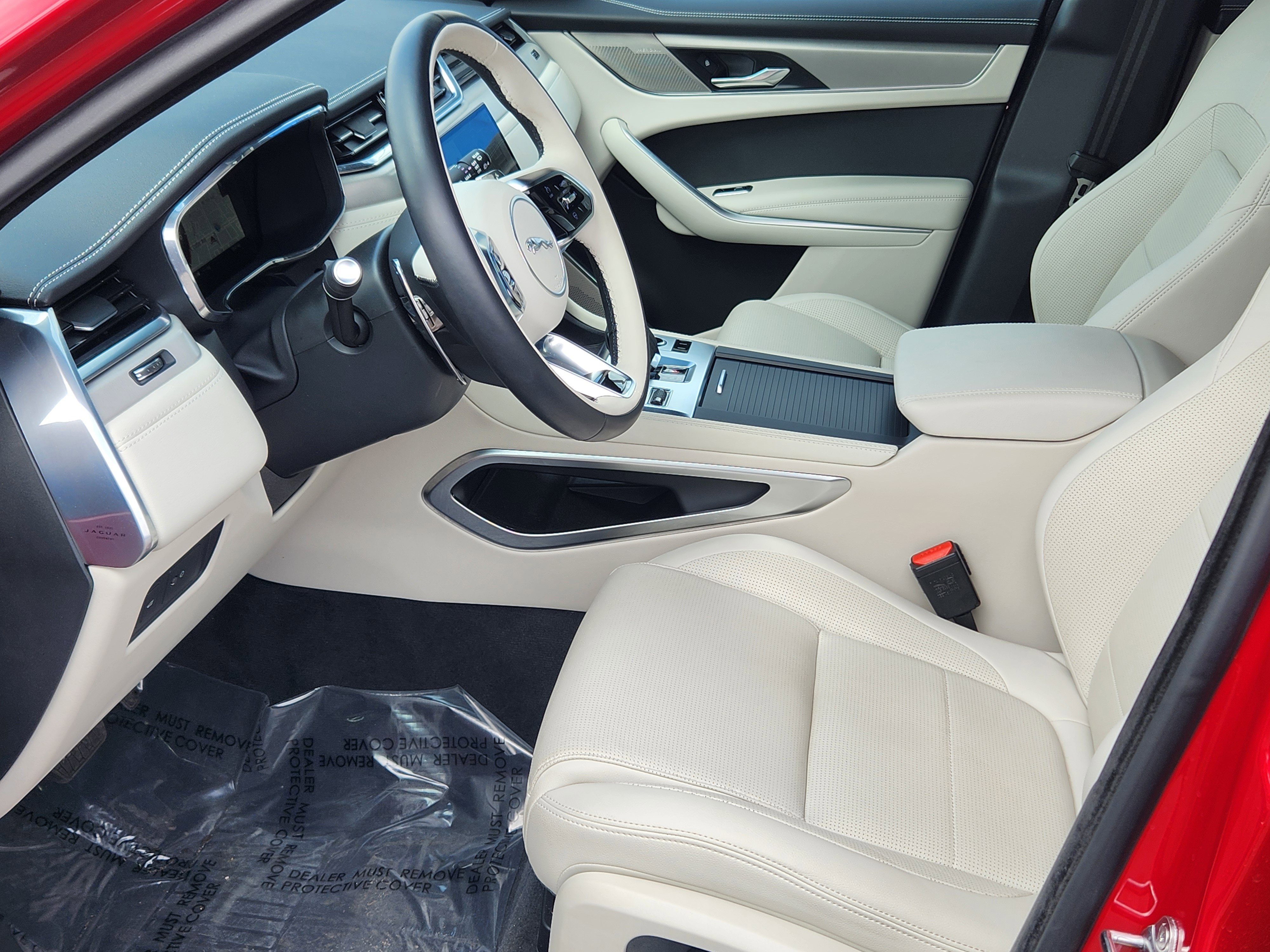 Certified 2026 Jaguar F-PACE R-Dynamic S AWD/4WD image 14