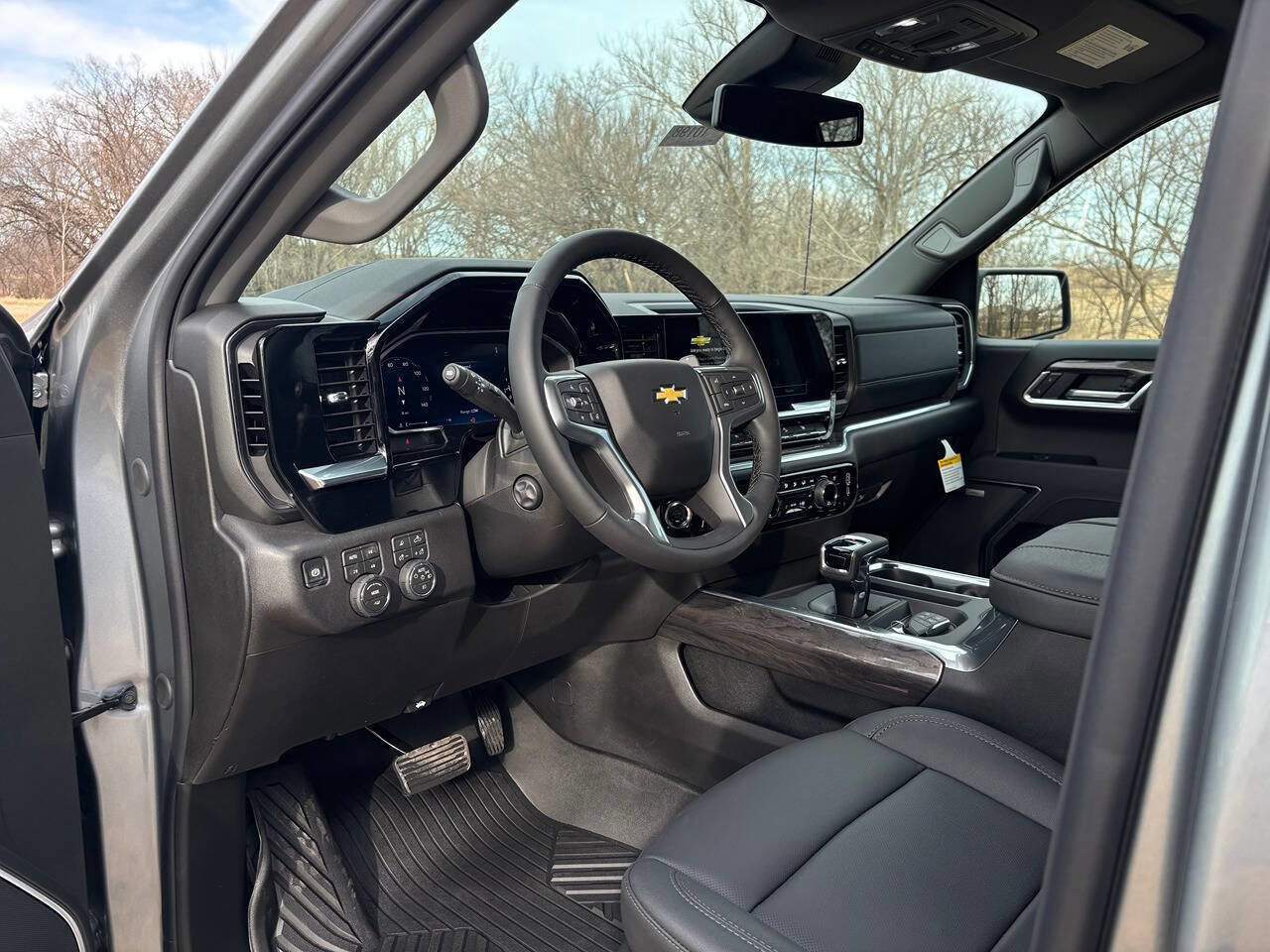 New 2026 Chevrolet Silverado 1500 LTZ image 16