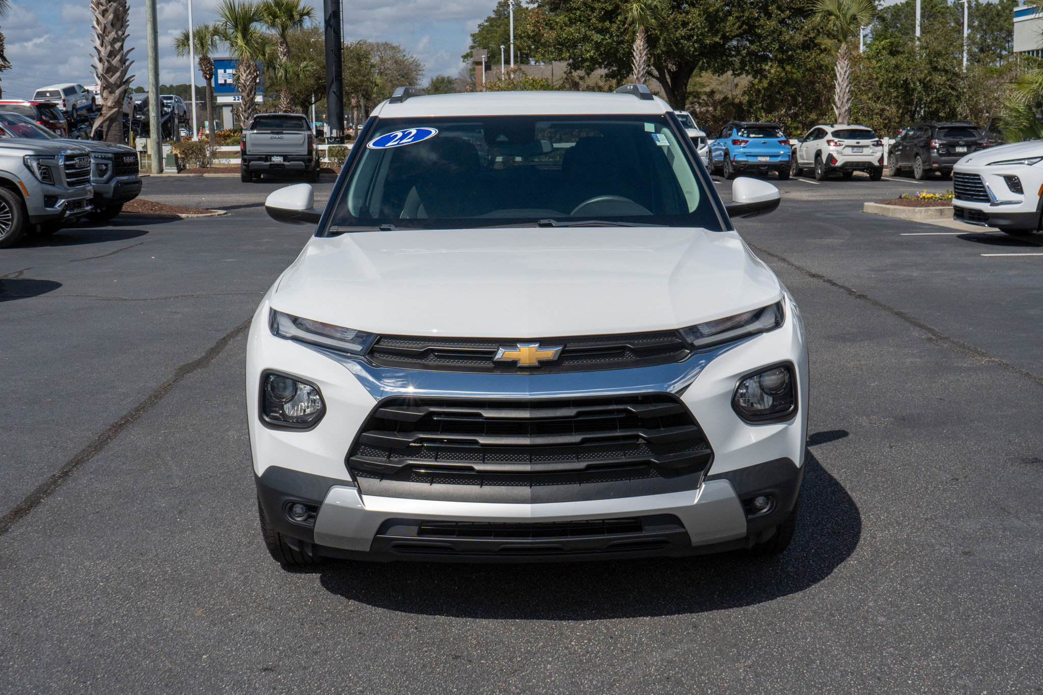 Certified 2022 Chevrolet TrailBlazer LT w/ Driver Confidence Package image 8
