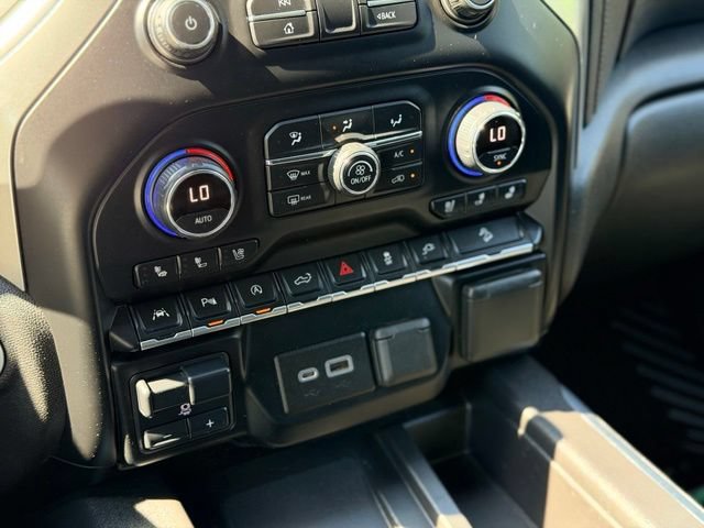 Used 2021 Chevrolet Silverado 1500 LTZ w/ LTZ Premium Package AWD/4WD image 18