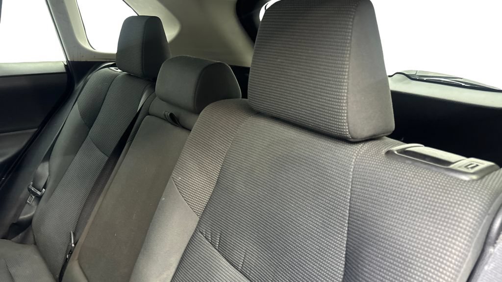 Used 2021 Toyota RAV4 LE FWD image 34