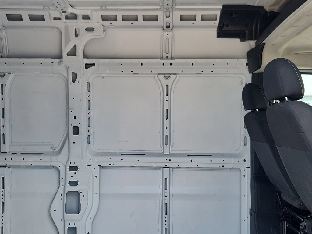 Used 2025 RAM ProMaster 2500 w/ Convenience Group FWD image 10