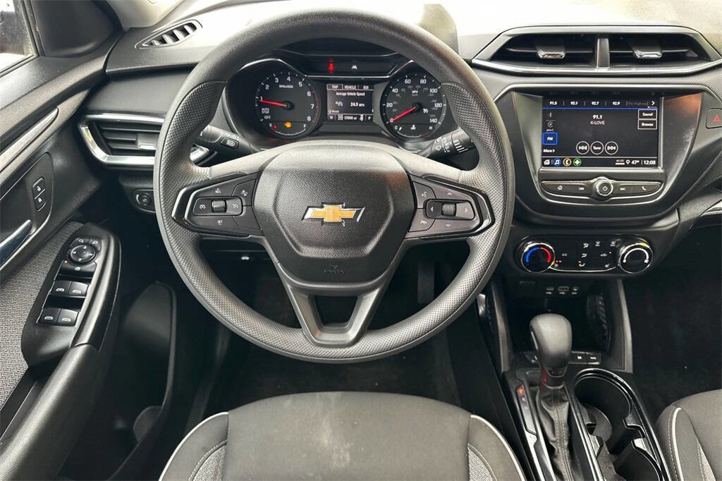 Used 2023 Chevrolet TrailBlazer LT image 15