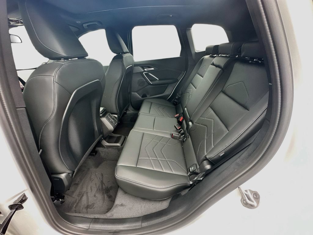 New 2027 BMW X1 xDrive28i AWD/4WD image 26