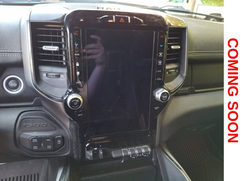 Used 2022 RAM 1500 Laramie AWD/4WD image 13