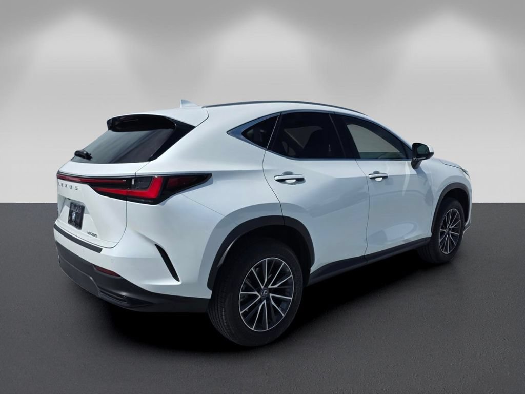Used 2025 Lexus NX 250 FWD w/ Accessory Package (Z2) image 4
