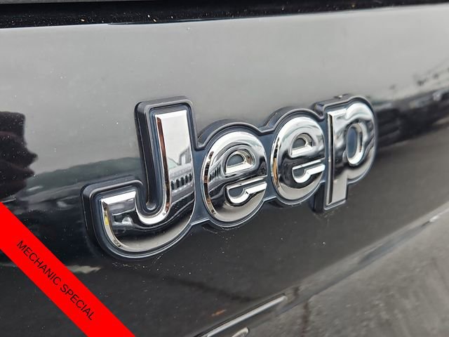 Used 2017 Jeep Cherokee Latitude w/ Safety/Convenience Group image 27