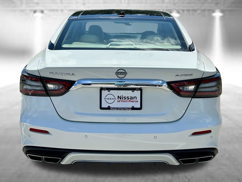 Certified 2023 Nissan Maxima Platinum w/ Sport Mat Group FWD image 8