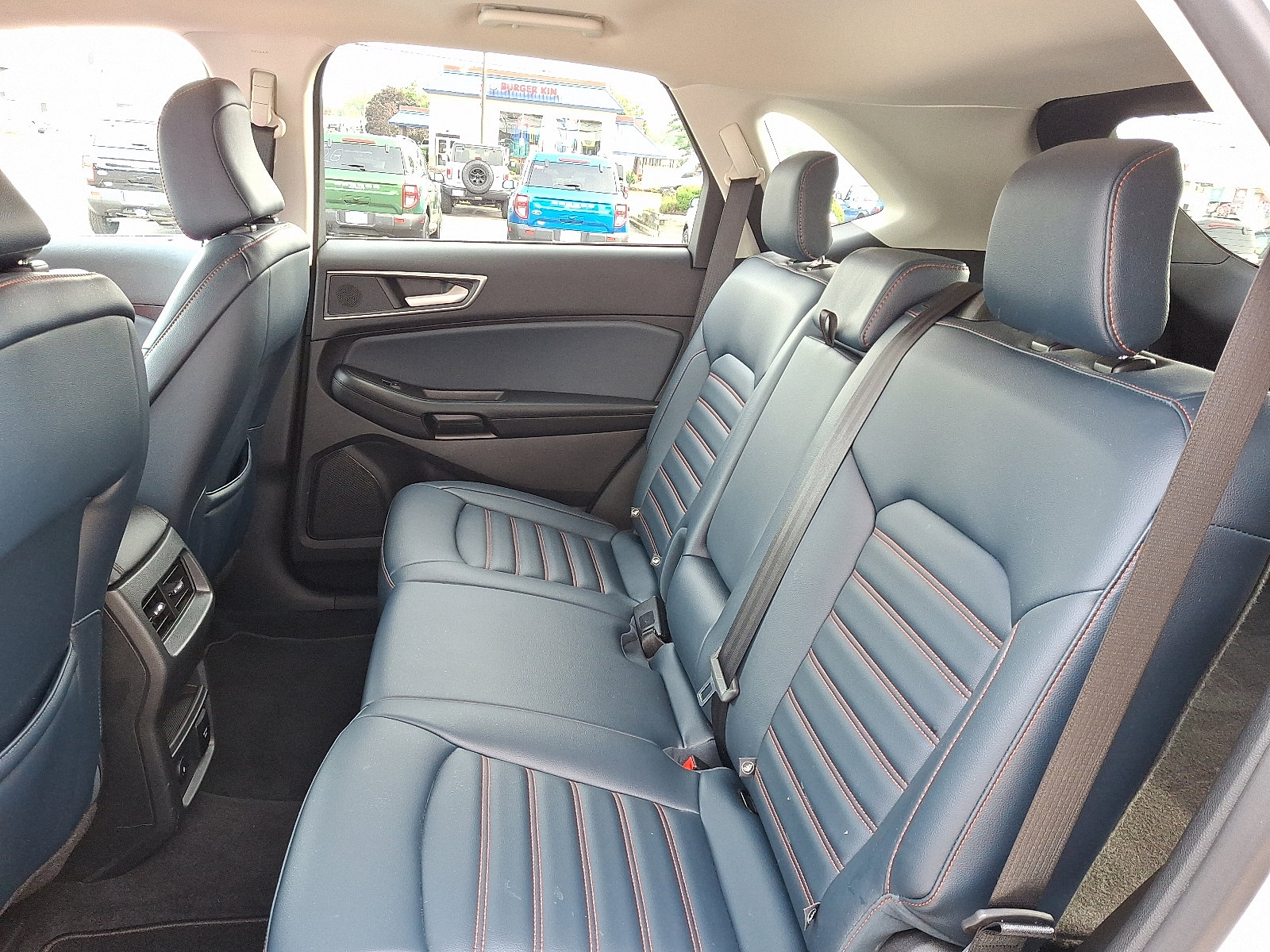 Certified 2023 Ford Edge SEL w/ Sport Appearance Package image 10