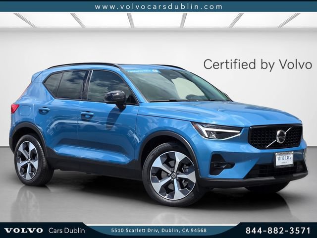Certified 2023 Volvo XC40 B5 Plus w/ Protection Package Premier AWD/4WD image 1