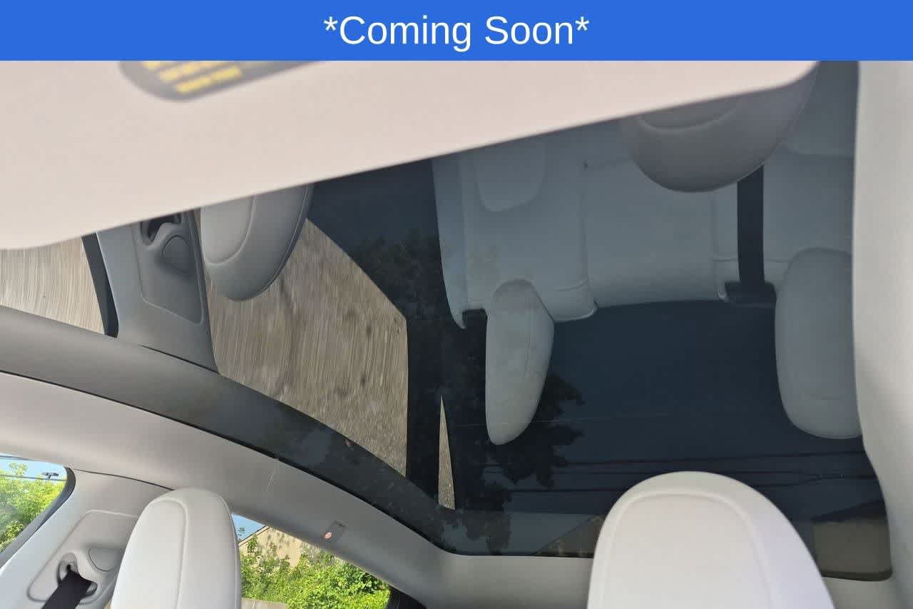 Used 2023 Tesla Model Y Long Range AWD/4WD image 18