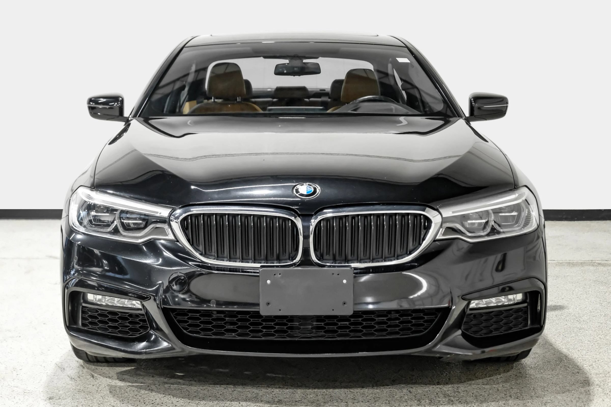Used 2017 BMW 540i RWD image 3