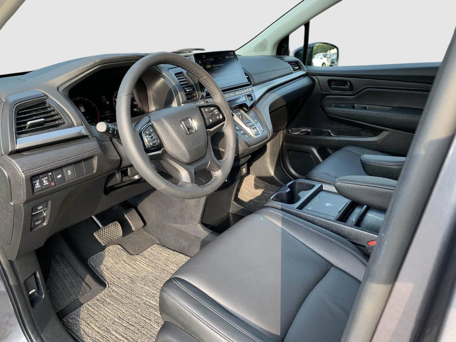 Certified 2026 Honda Odyssey EX-L image 28
