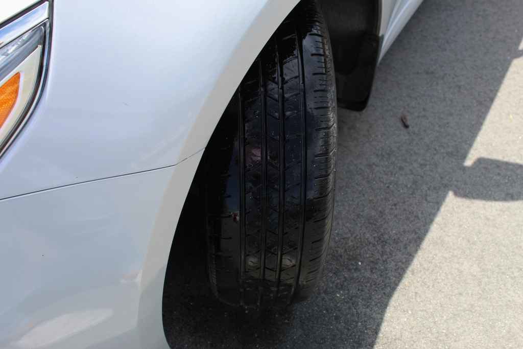 Used 2016 Kia Optima LX image 29