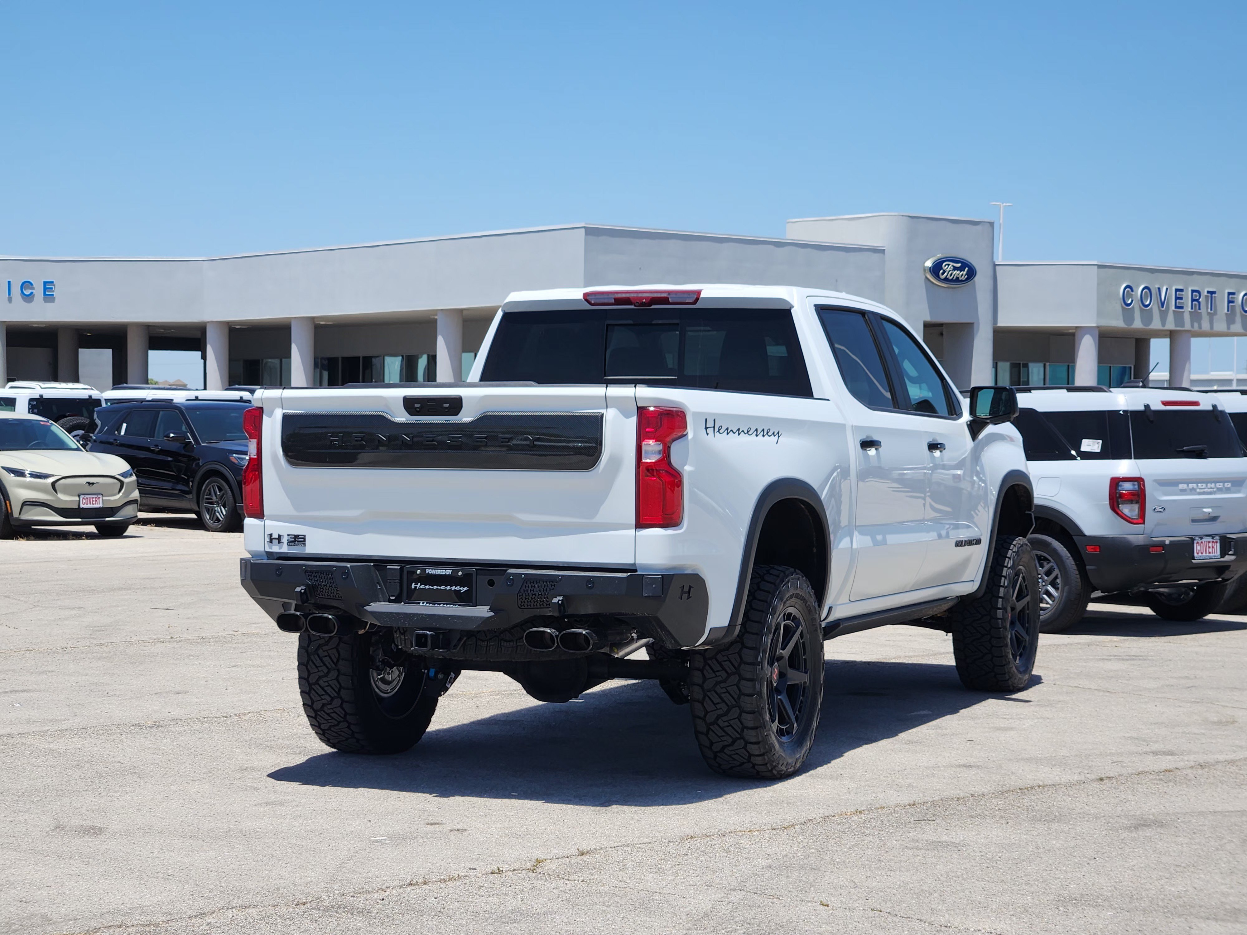 New 2026 Chevrolet Silverado 1500 ZR2 w/ Dark Appearance Package AWD/4WD image 4