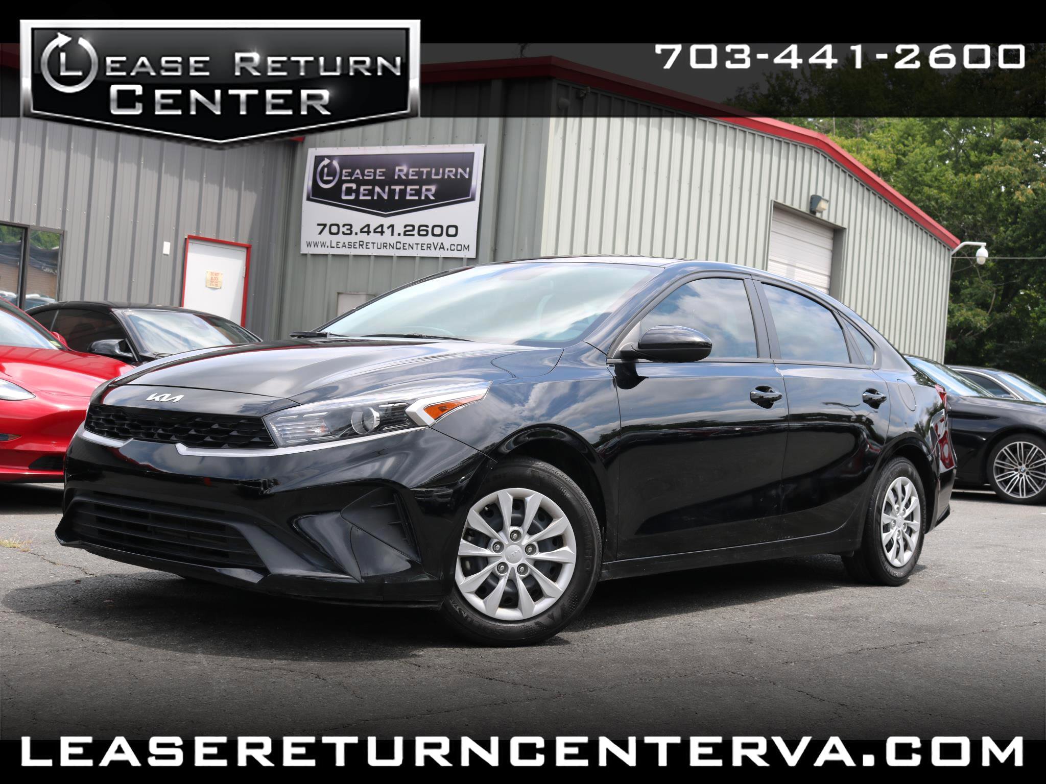Used 2023 Kia Forte LX image 1