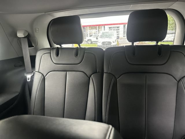 Used 2021 Jeep Grand Cherokee L Limited AWD/4WD image 28