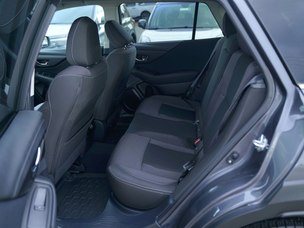 Used 2025 Subaru Outback Premium w/ Popular Package #1A image 23