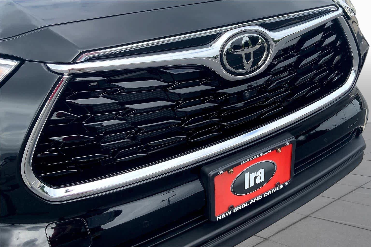 Used 2022 Toyota Highlander Limited AWD/4WD image 59