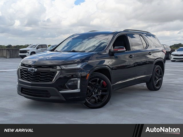 Used 2023 Chevrolet Traverse Premier w/ Redline Edition image 1