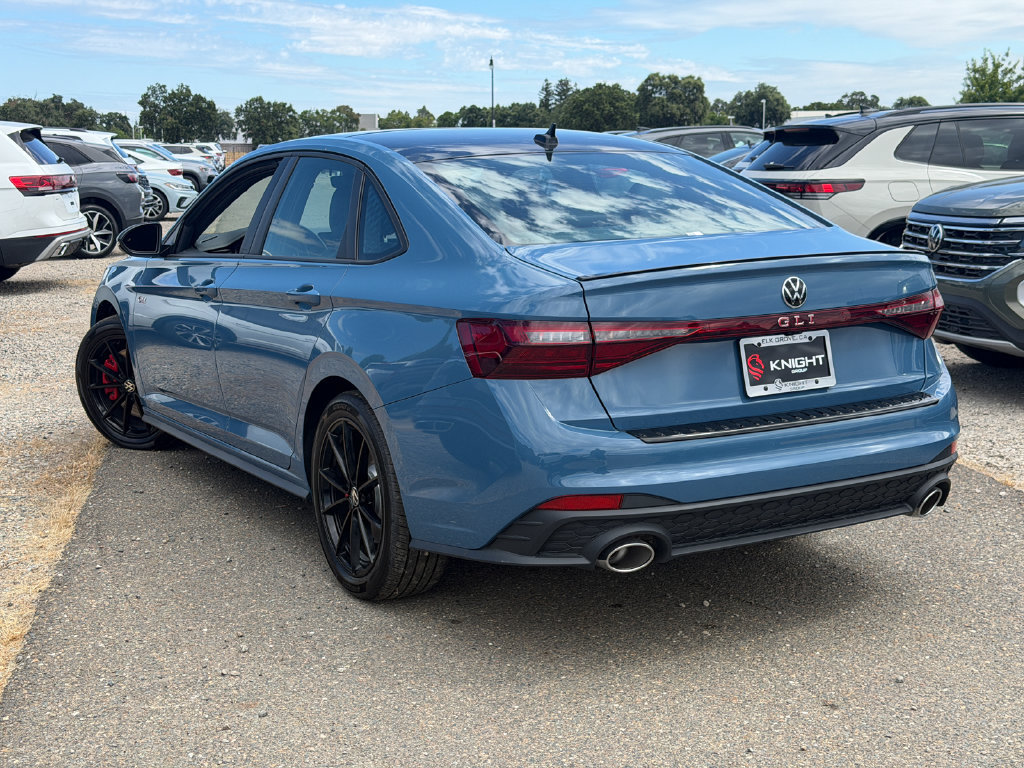 New 2026 Volkswagen Jetta GLI Autobahn FWD image 10