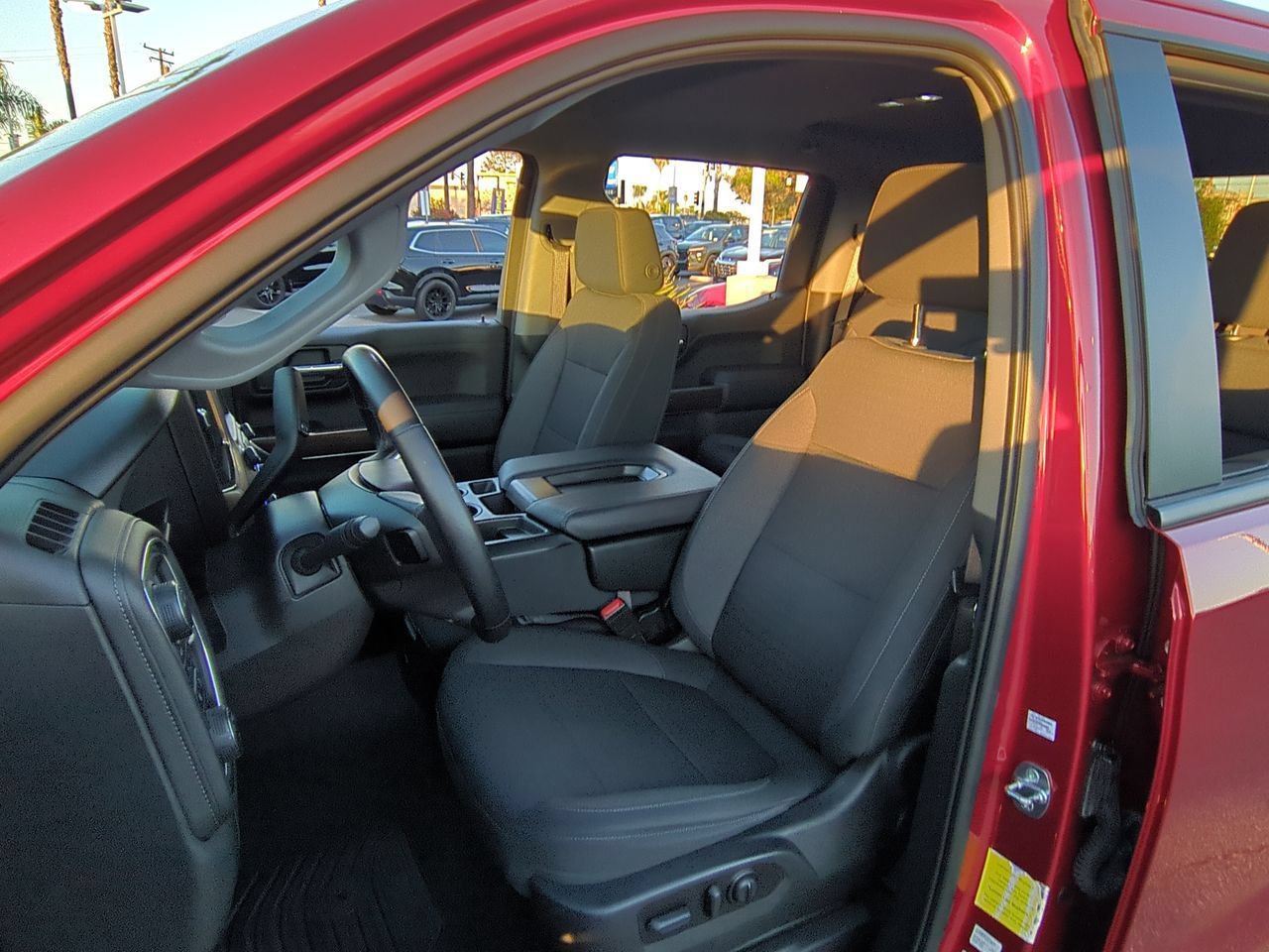 Used 2022 Chevrolet Silverado 1500 RST w/ Z71 Off-Road Package AWD/4WD image 18