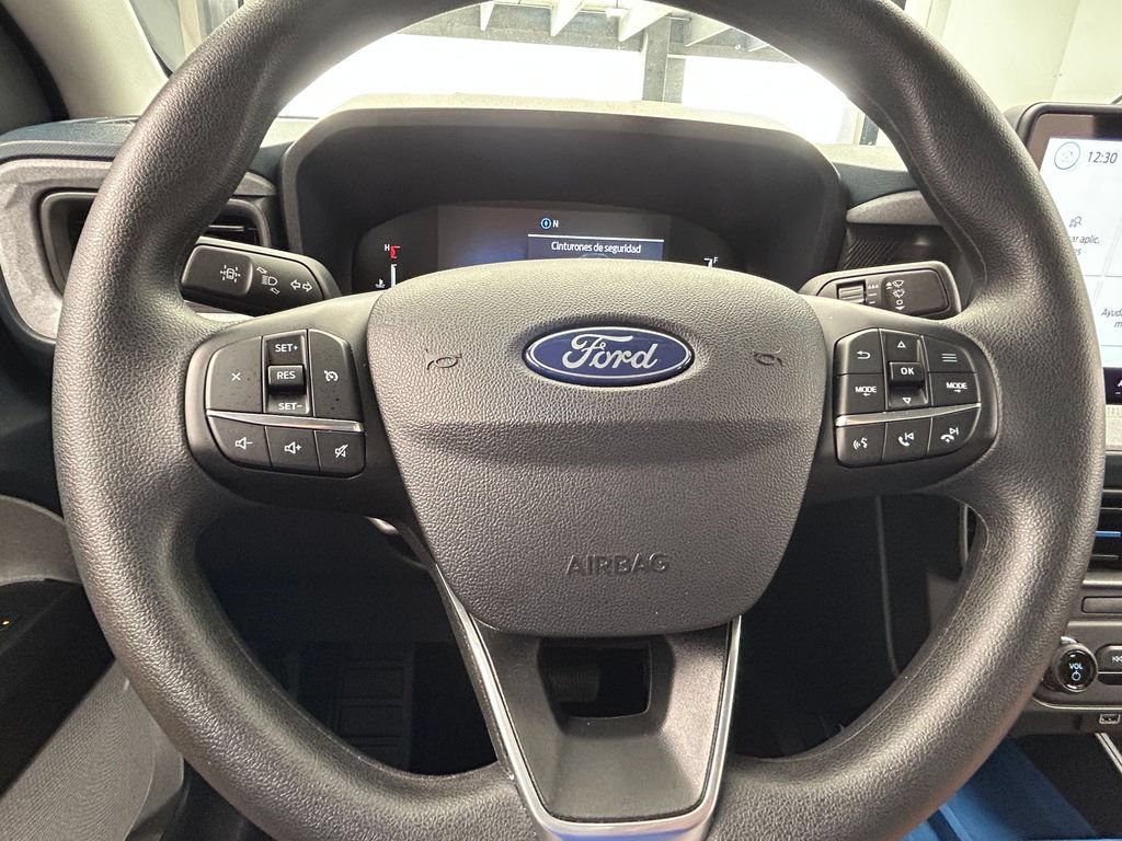 Used 2025 Ford Maverick XLT w/ Equipment Group 302A AWD/4WD image 29