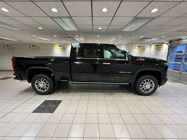 New 2026 Chevrolet Silverado 2500 LTZ w/ Z71 Chrome Sport Edition AWD/4WD image 3