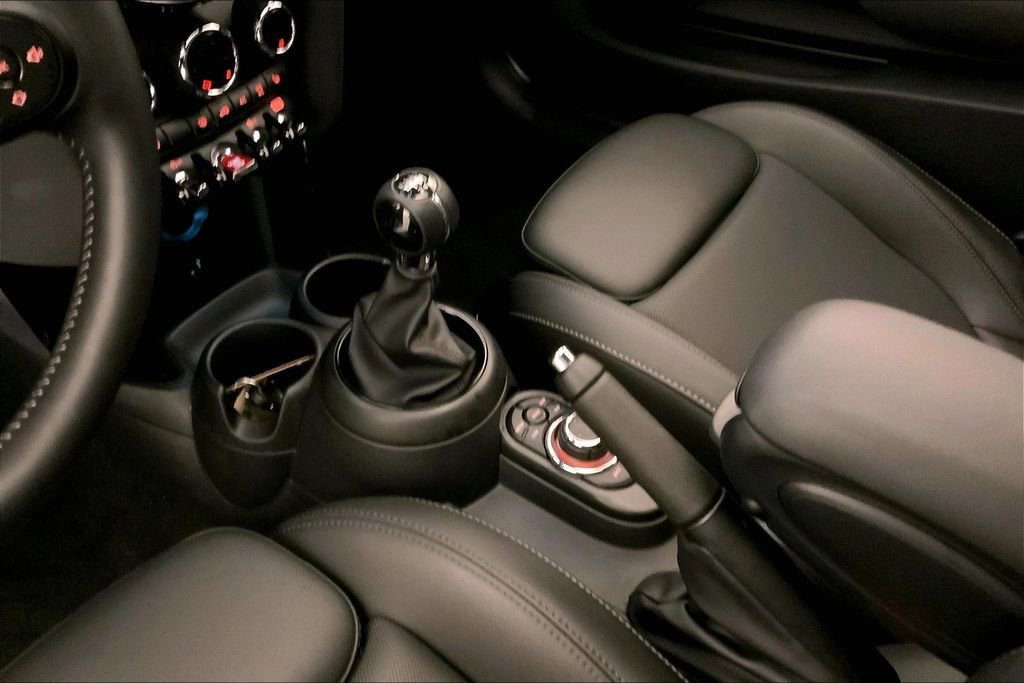 Used 2022 MINI Cooper S w/ Premium Package FWD image 22