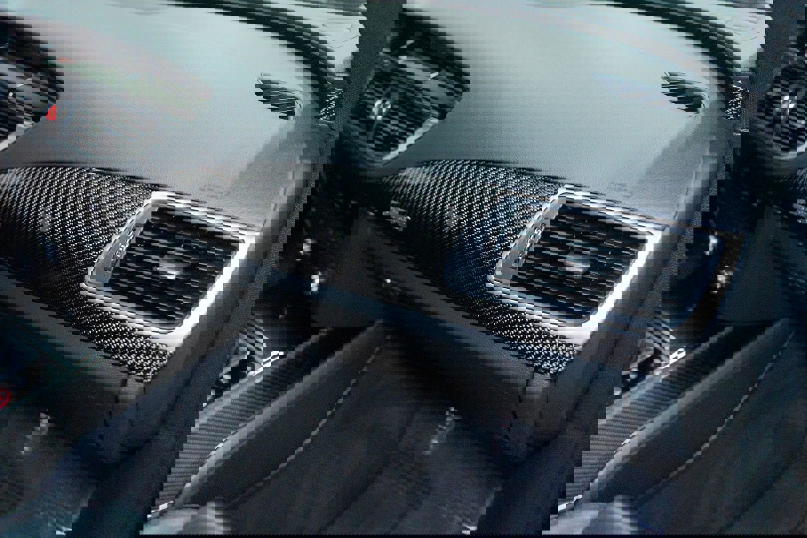 Used 2016 Audi RS 7 Prestige w/ Carbon-Optic Package image 39