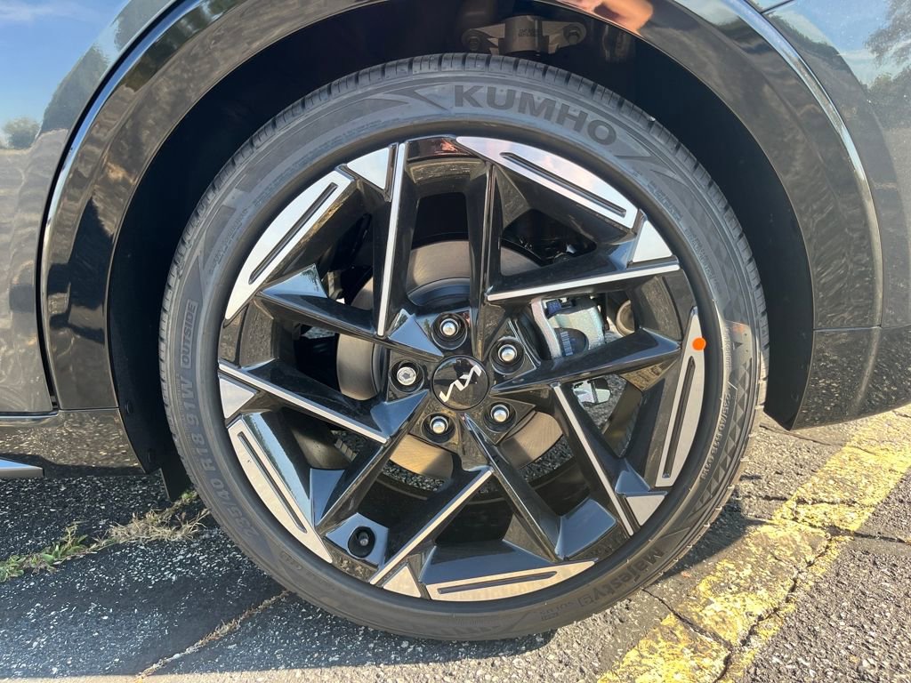 New 2025 Kia K4 GT-Line image 10