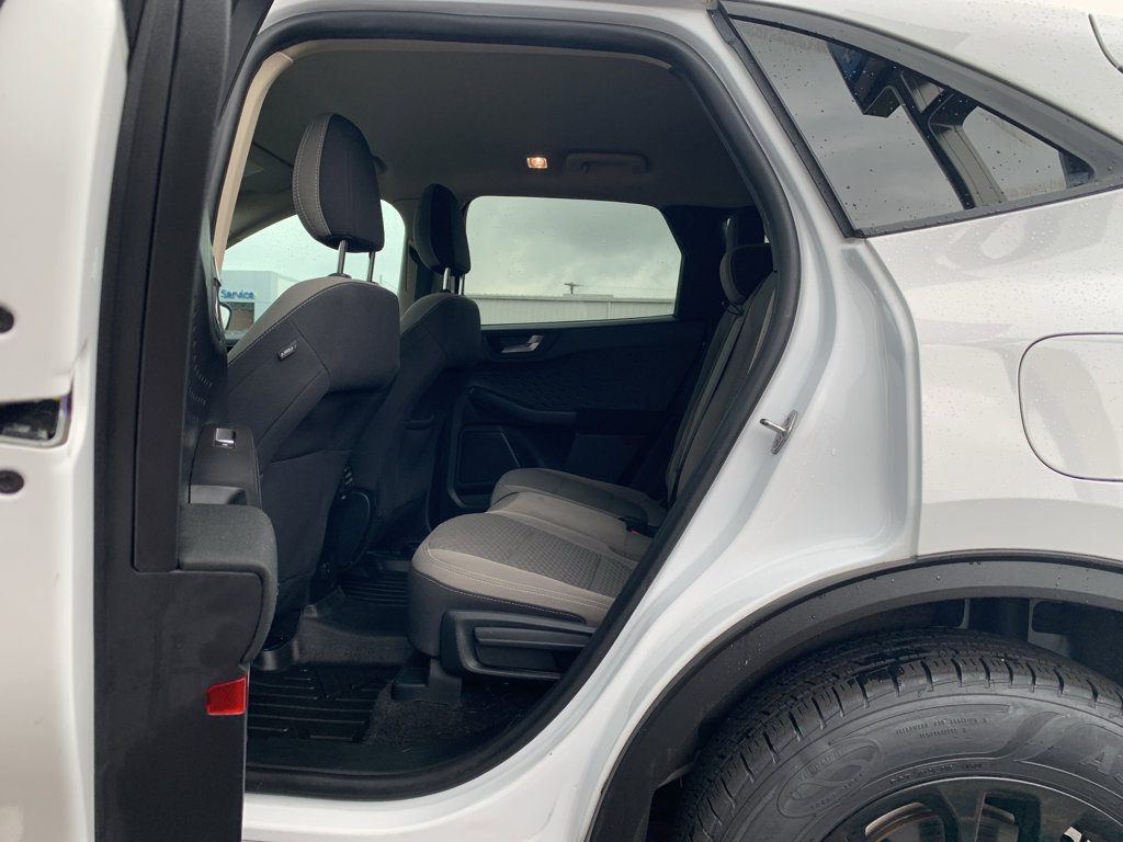 Used 2020 Ford Escape SE Sport image 7