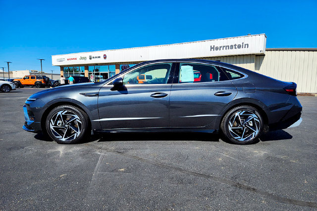 Used 2026 Hyundai Sonata SEL AWD/4WD image 4
