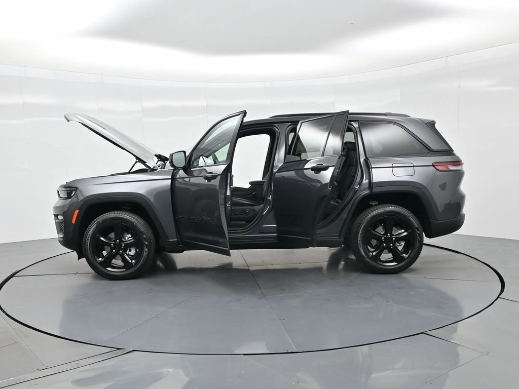 New 2025 Jeep Grand Cherokee Limited image 43