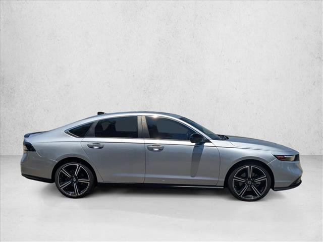 Used 2023 Honda Accord Sport image 4