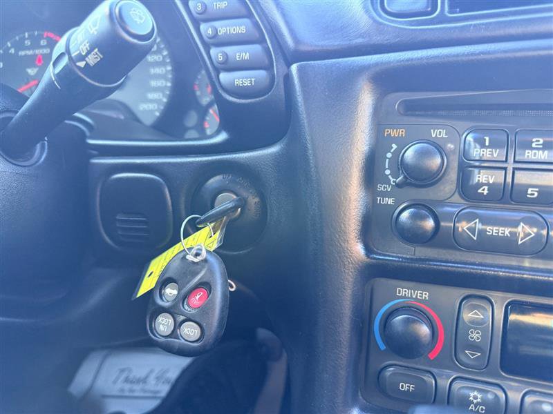 Used 2000 Chevrolet Corvette Convertible w/ Memory Pkg image 32