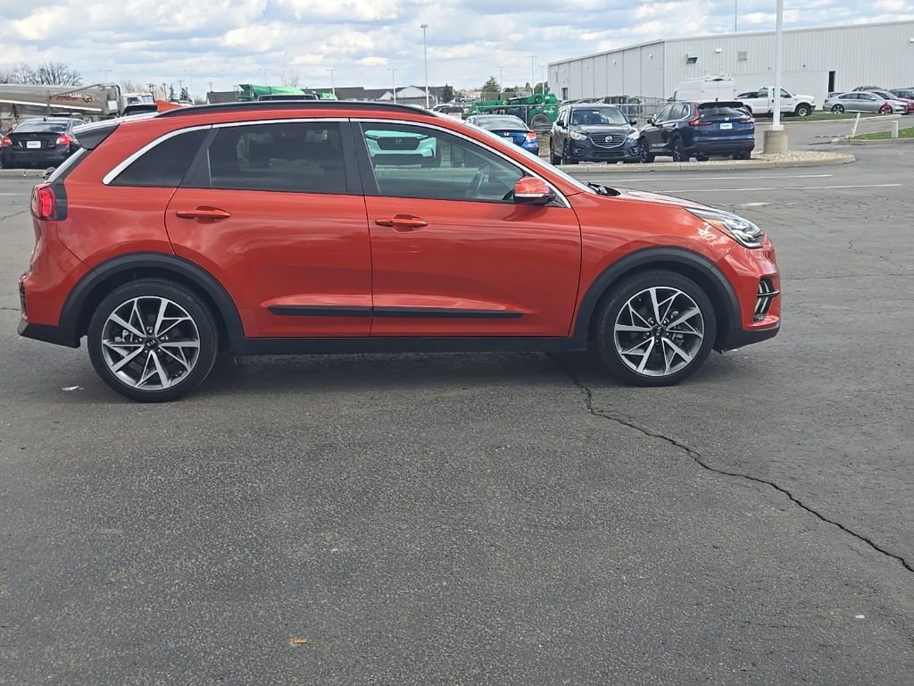 Used 2020 Kia Niro Touring image 10