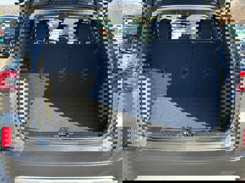 Used 2024 Ford Escape Active image 5