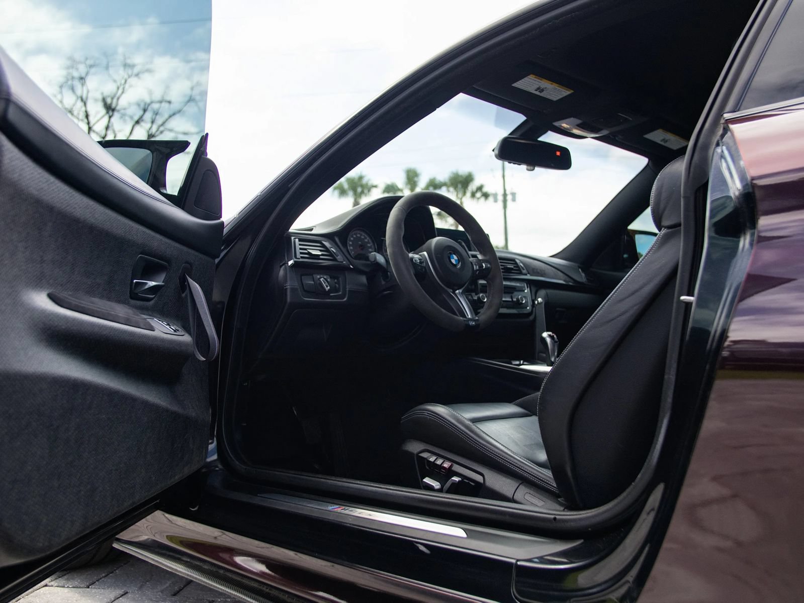 Used 2019 BMW M4 CS RWD image 24