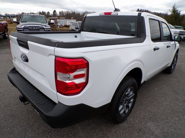 New 2025 Ford Maverick XLT w/ XLT Luxury Package image 4