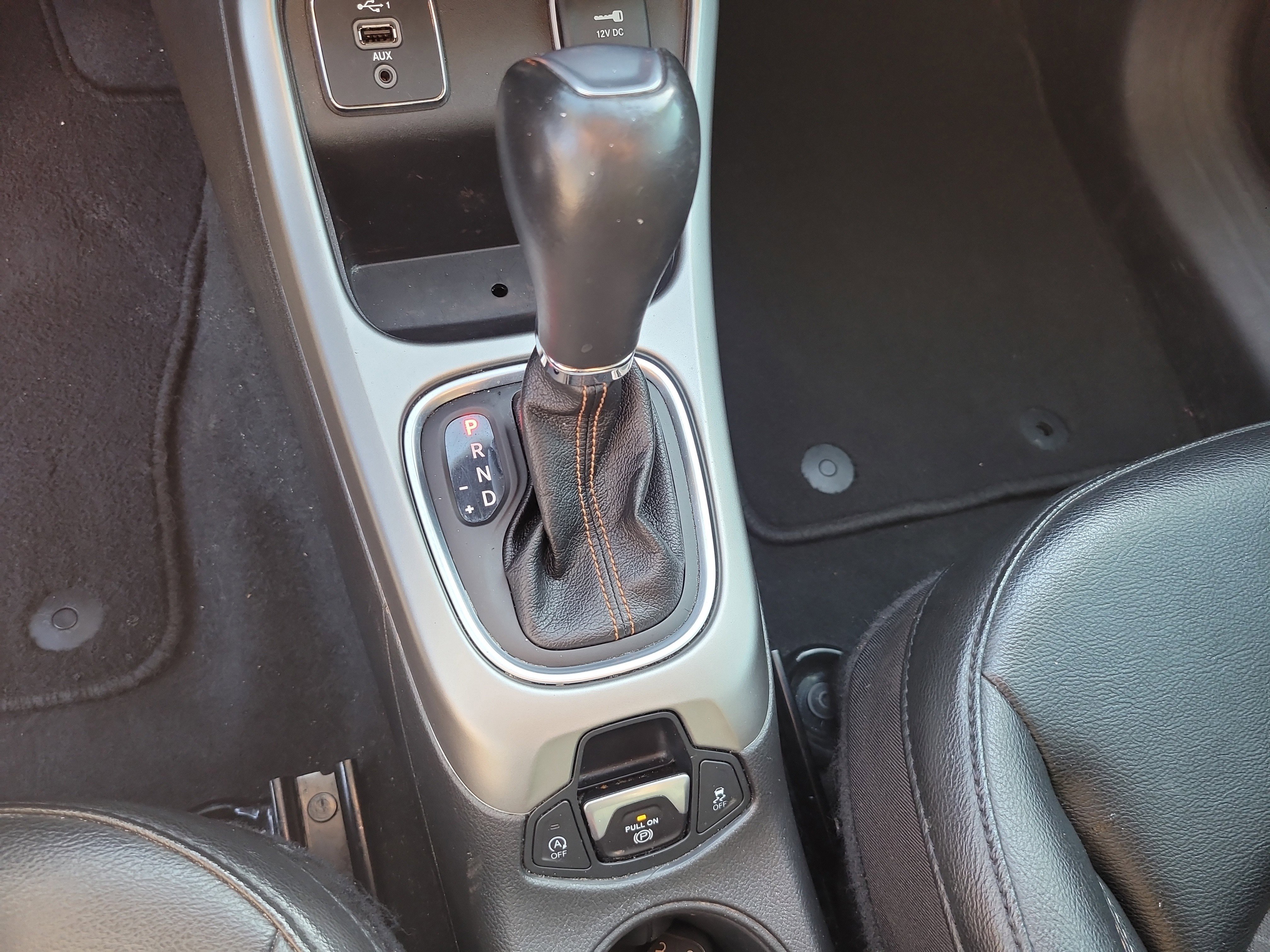 Used 2020 Jeep Compass Latitude FWD image 24