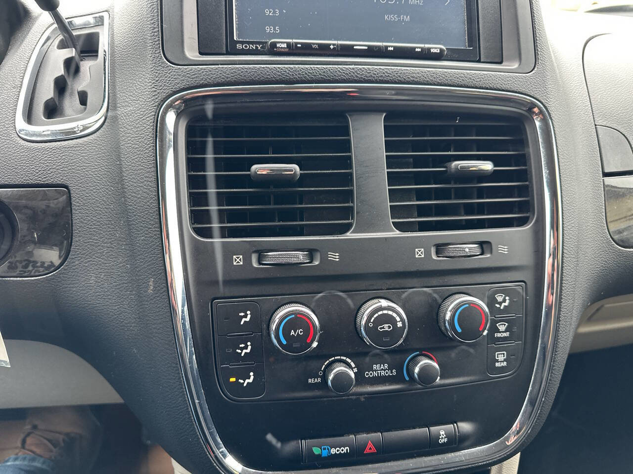 Used 2017 Dodge Grand Caravan SE w/ Power Window Group image 19