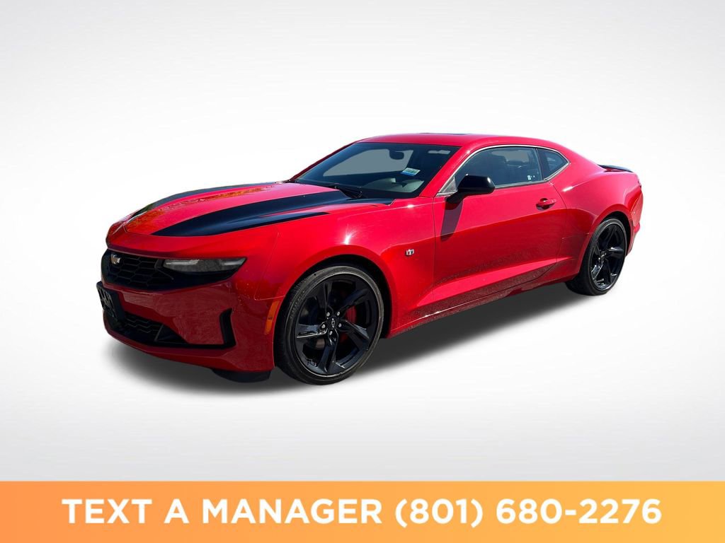 Used 2023 Chevrolet Camaro LT RWD image 1