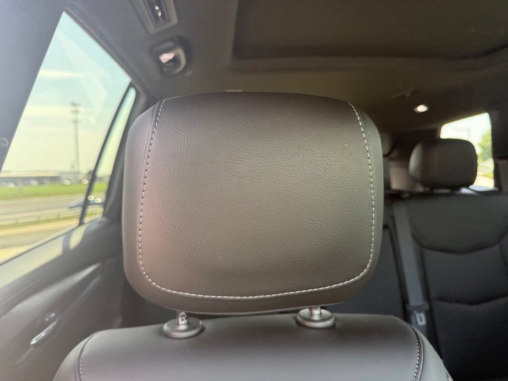 Certified 2024 Cadillac XT6 Luxury w/ LPO, Floor Liner Package AWD/4WD image 32